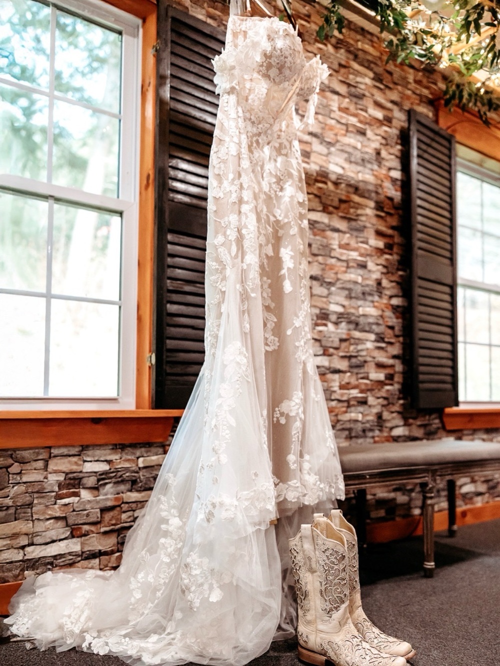Enchanting by Mon Cheri Bridals - Ivory wedding dress - E521 - 2024